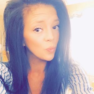 Meet your Posher, Brandi